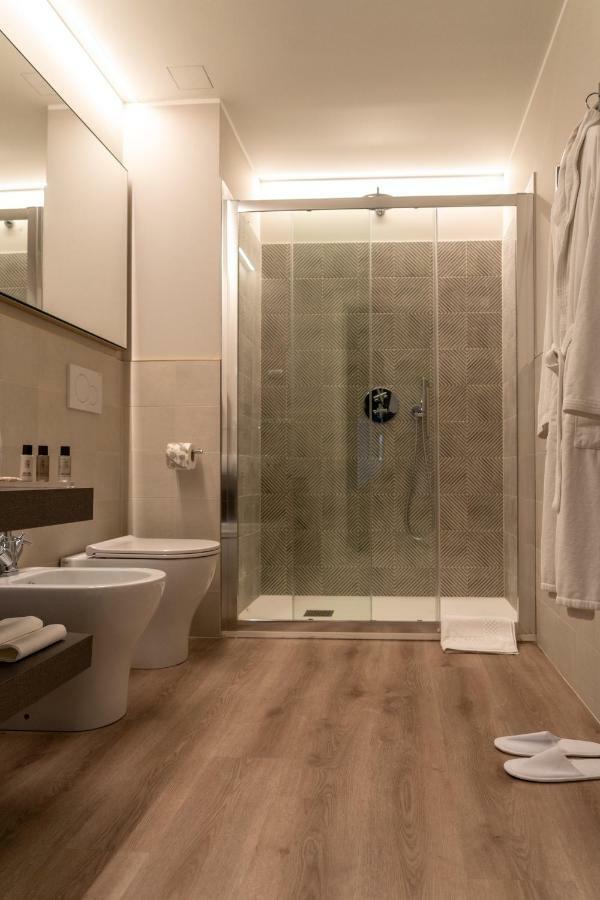Sleep Tide Suites Milan Exterior photo