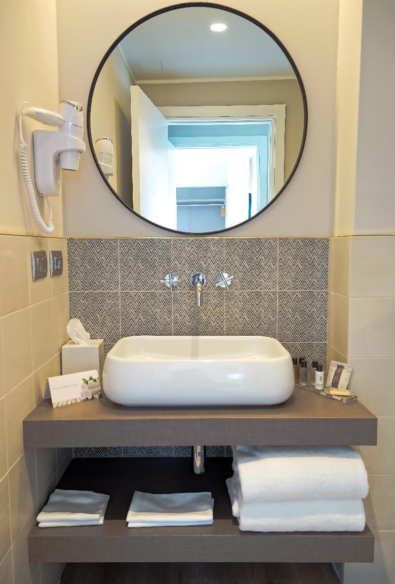 Sleep Tide Suites Milan Exterior photo